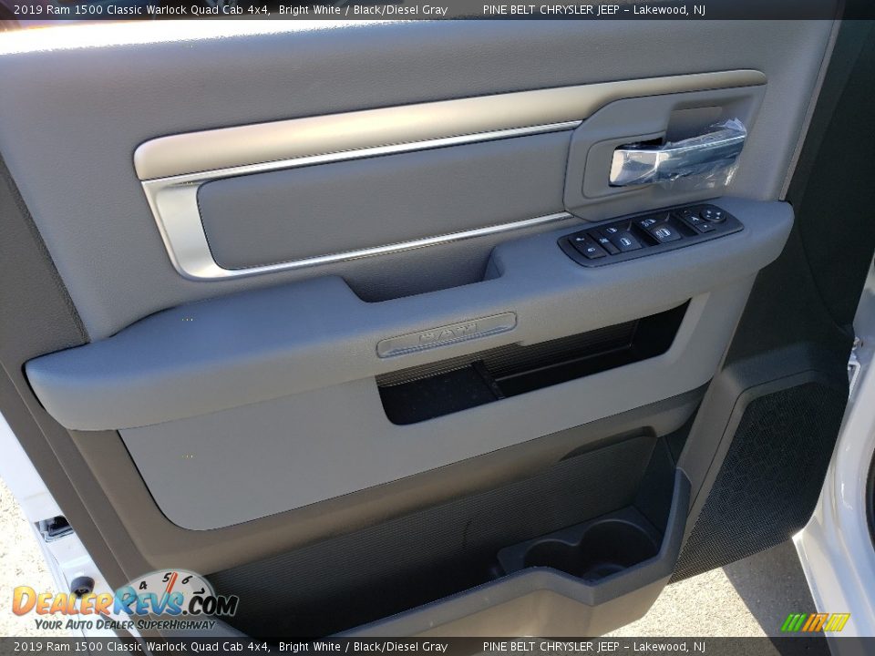 2019 Ram 1500 Classic Warlock Quad Cab 4x4 Bright White / Black/Diesel Gray Photo #8