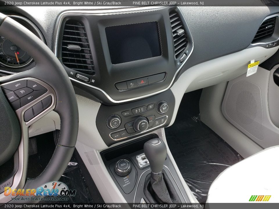 2020 Jeep Cherokee Latitude Plus 4x4 Bright White / Ski Gray/Black Photo #10