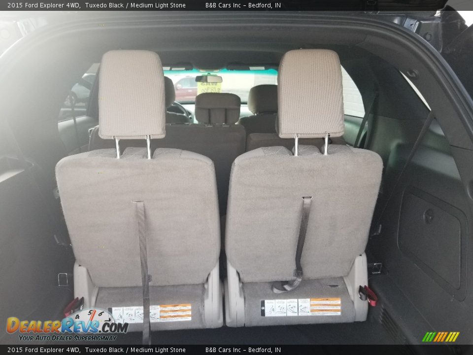 2015 Ford Explorer 4WD Tuxedo Black / Medium Light Stone Photo #23