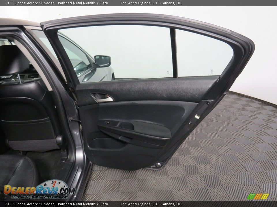 2012 Honda Accord SE Sedan Polished Metal Metallic / Black Photo #22