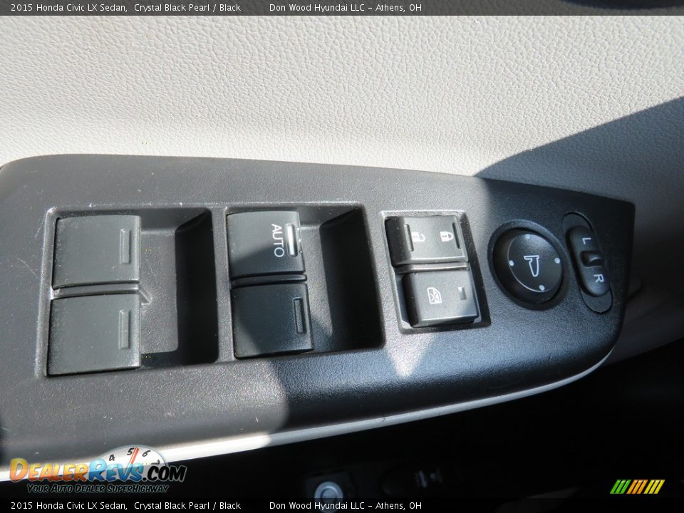 2015 Honda Civic LX Sedan Crystal Black Pearl / Black Photo #30