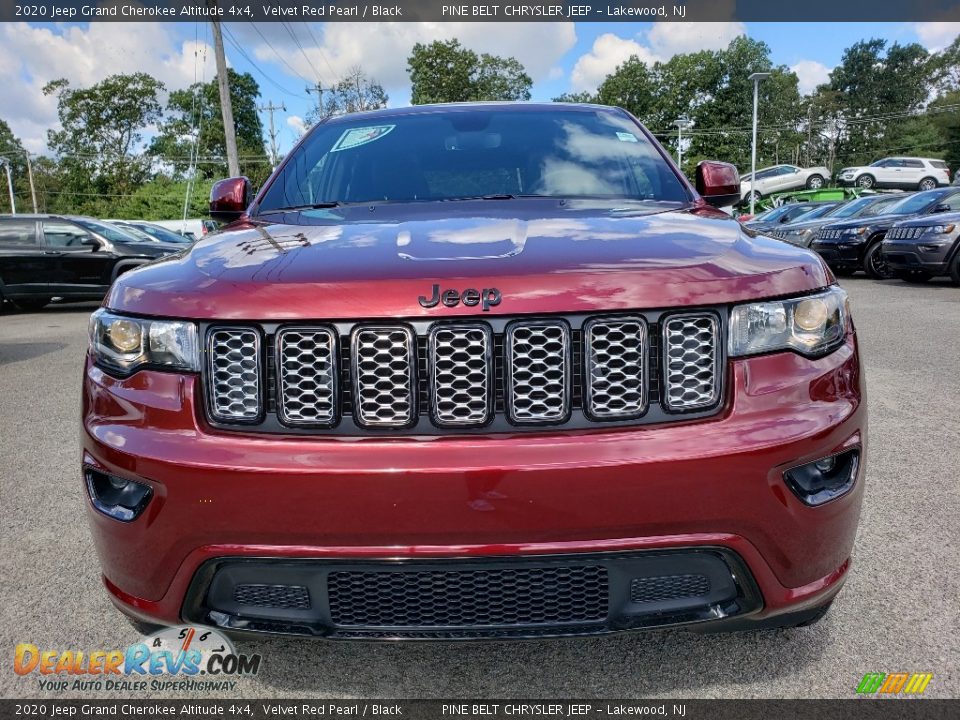 2020 Jeep Grand Cherokee Altitude 4x4 Velvet Red Pearl / Black Photo #2