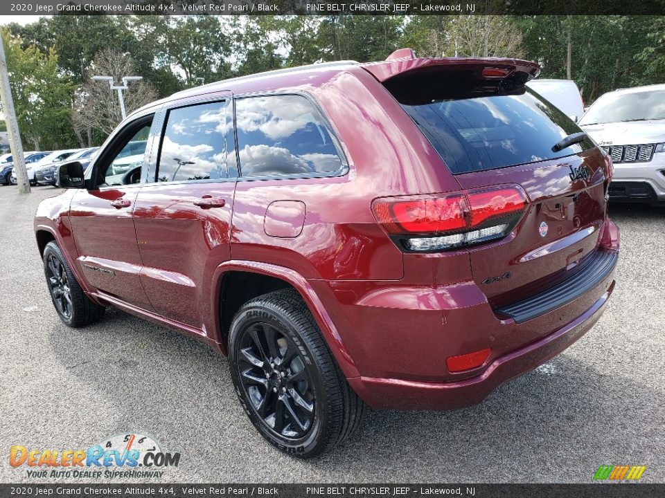 2020 Jeep Grand Cherokee Altitude 4x4 Velvet Red Pearl / Black Photo #4