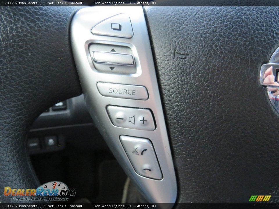 2017 Nissan Sentra S Super Black / Charcoal Photo #30