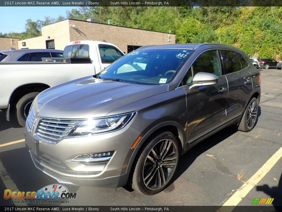 Front 3/4 View of 2017 Lincoln MKC Reserve AWD Photo #1