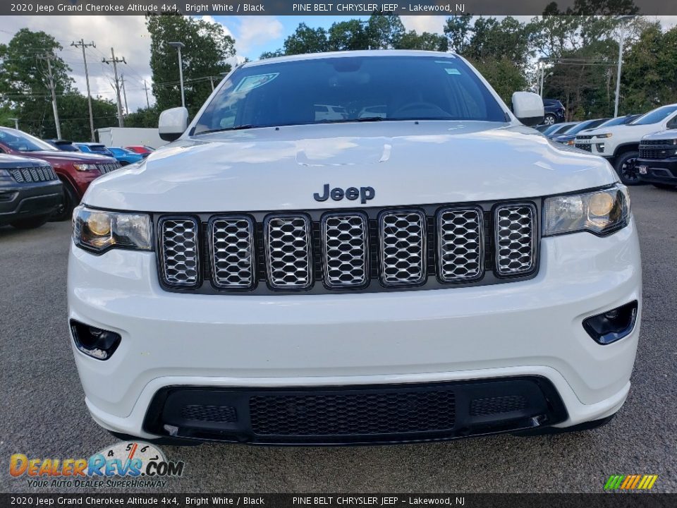 2020 Jeep Grand Cherokee Altitude 4x4 Bright White / Black Photo #2