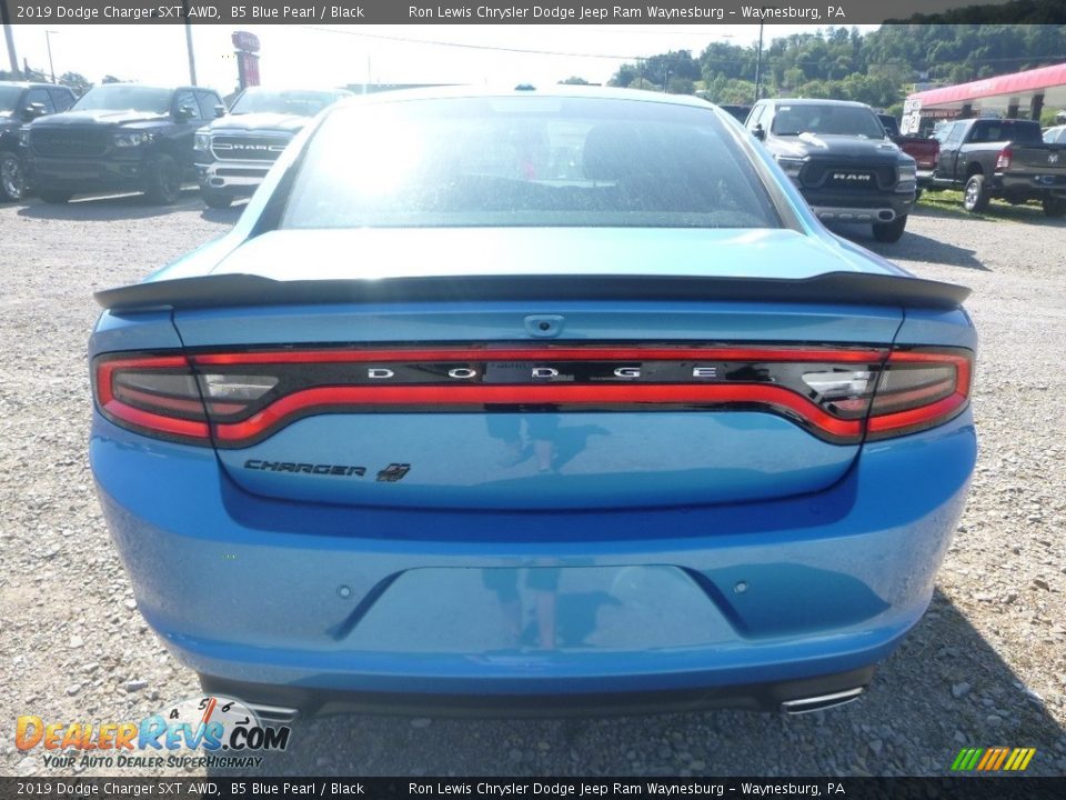 2019 Dodge Charger SXT AWD B5 Blue Pearl / Black Photo #4