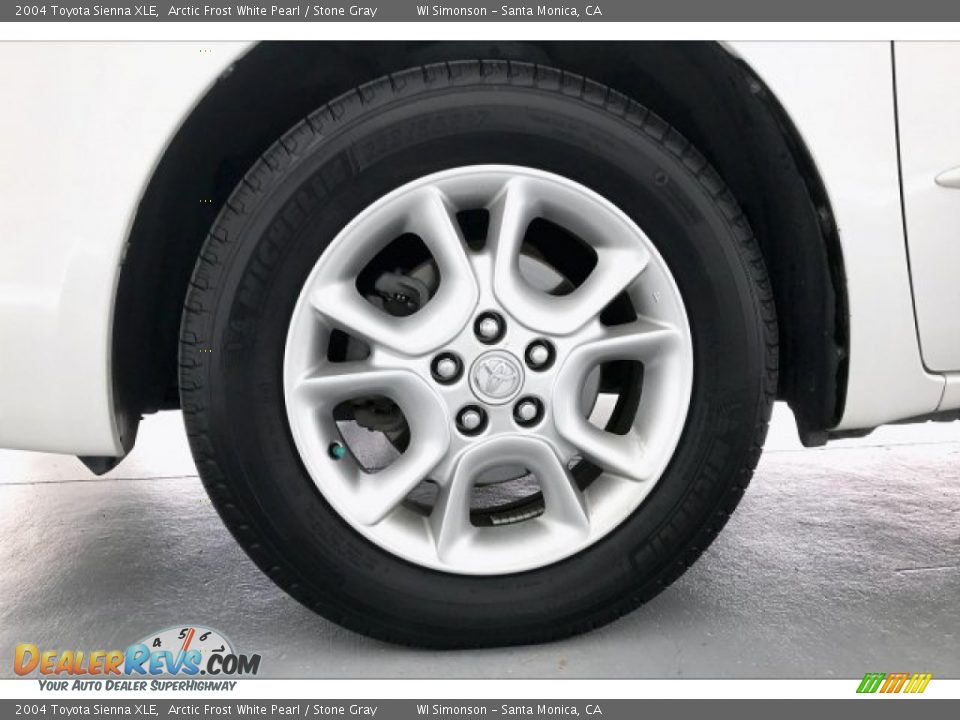 2004 Toyota Sienna XLE Arctic Frost White Pearl / Stone Gray Photo #8