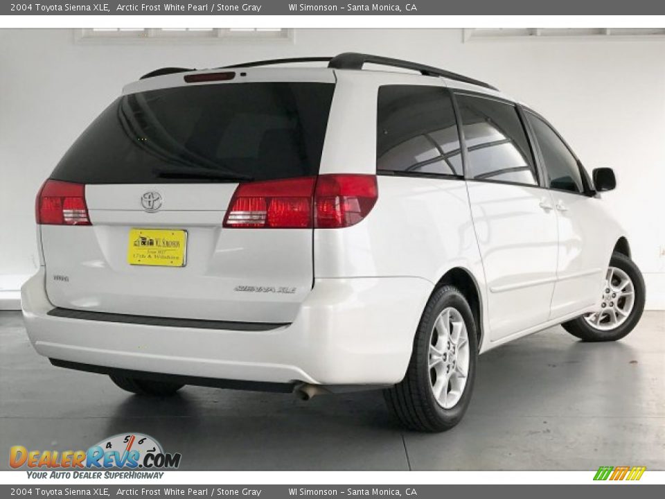2004 Toyota Sienna XLE Arctic Frost White Pearl / Stone Gray Photo #16