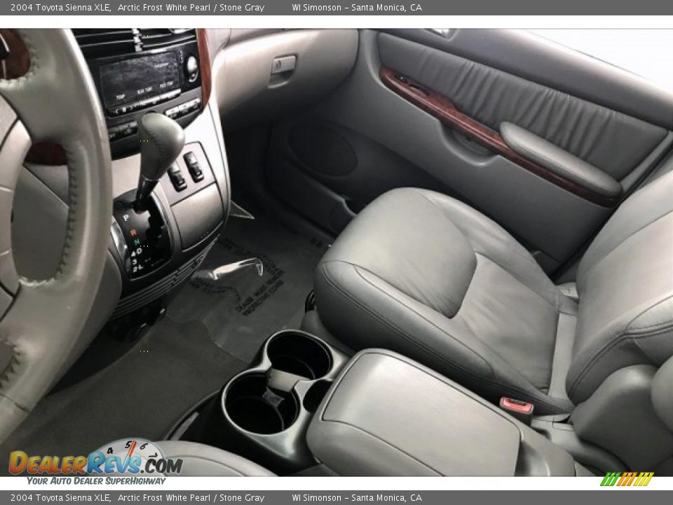 2004 Toyota Sienna XLE Arctic Frost White Pearl / Stone Gray Photo #22
