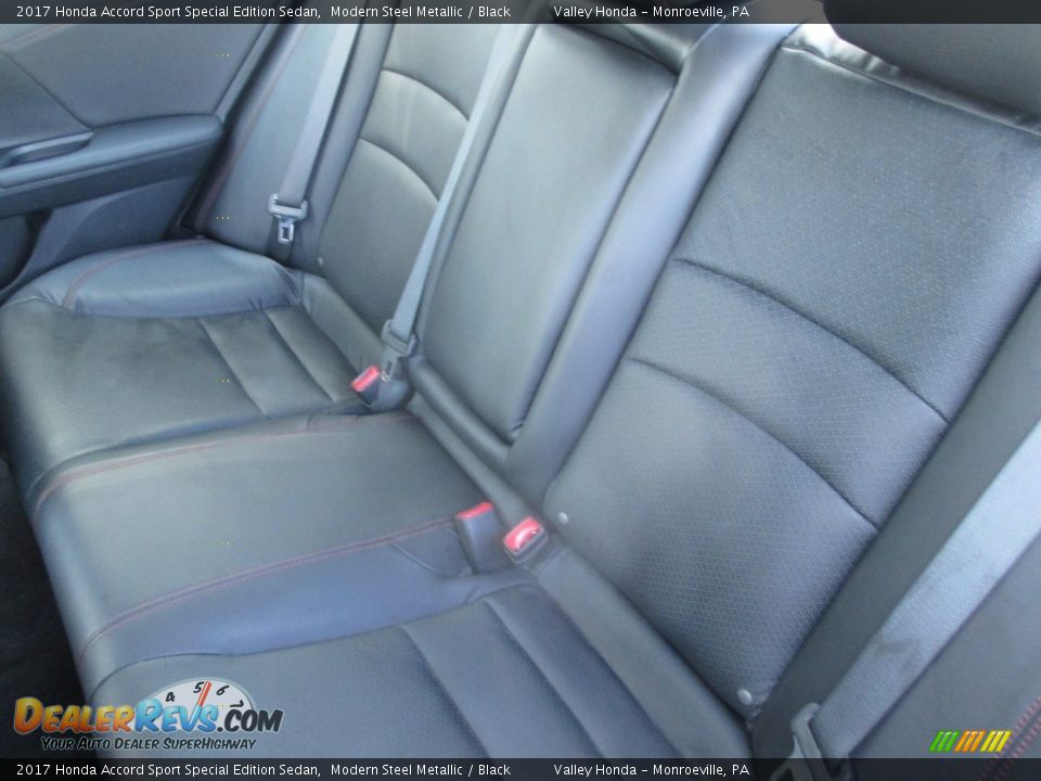 2017 Honda Accord Sport Special Edition Sedan Modern Steel Metallic / Black Photo #12