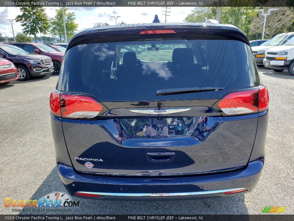 2020 Chrysler Pacifica Touring L Jazz Blue Pearl / Alloy/Black Photo #5