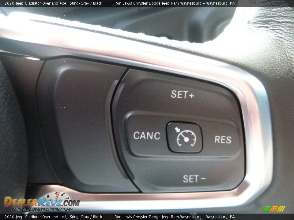 2020 Jeep Gladiator Overland 4x4 Sting-Gray / Black Photo #18