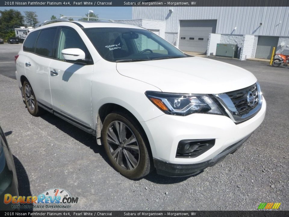 2018 Nissan Pathfinder Platinum 4x4 Pearl White / Charcoal Photo #1
