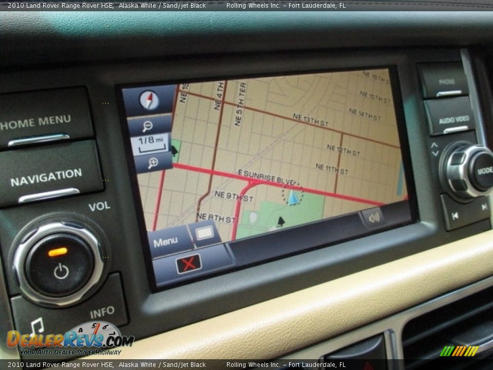 2010 Land Rover Range Rover HSE Alaska White / Sand/Jet Black Photo #2