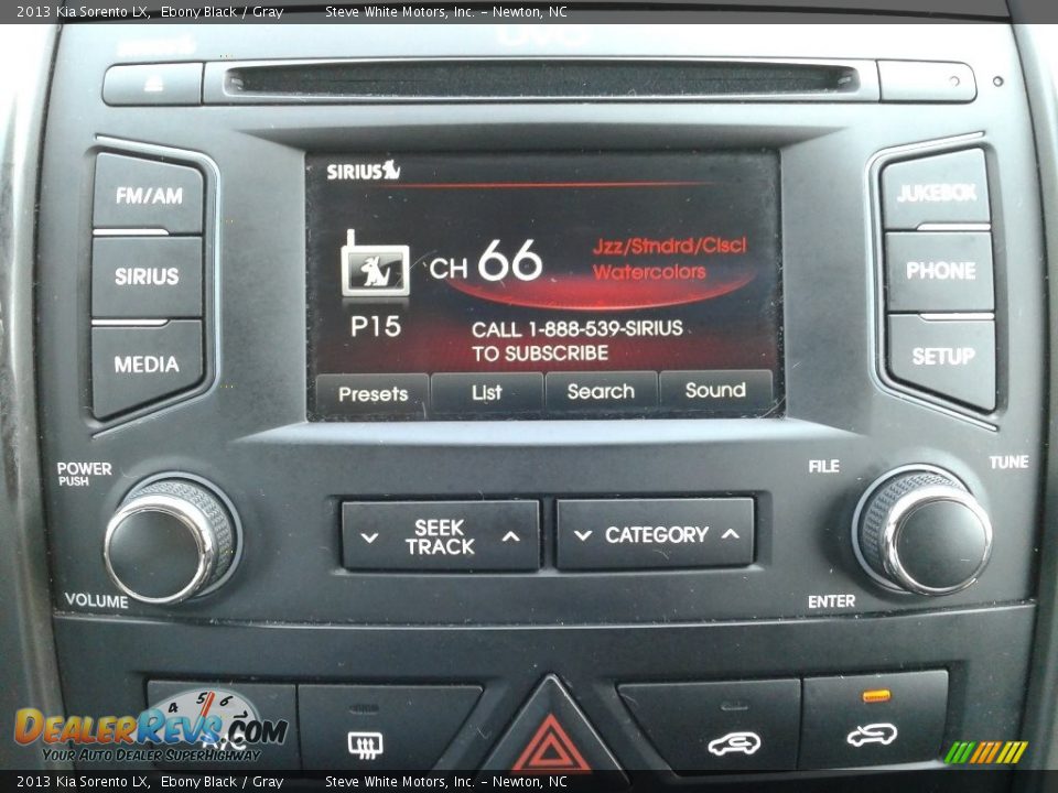 2013 Kia Sorento LX Ebony Black / Gray Photo #20