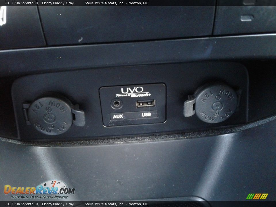 2013 Kia Sorento LX Ebony Black / Gray Photo #23