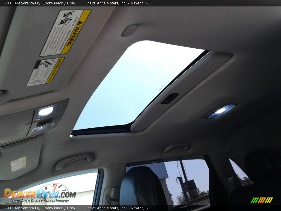 2013 Kia Sorento LX Ebony Black / Gray Photo #26