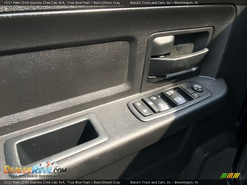 2017 Ram 1500 Express Crew Cab 4x4 True Blue Pearl / Black/Diesel Gray Photo #11