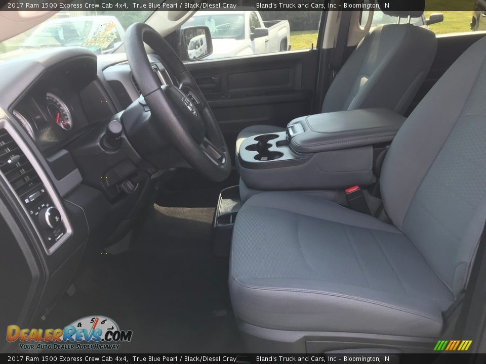 2017 Ram 1500 Express Crew Cab 4x4 True Blue Pearl / Black/Diesel Gray Photo #12