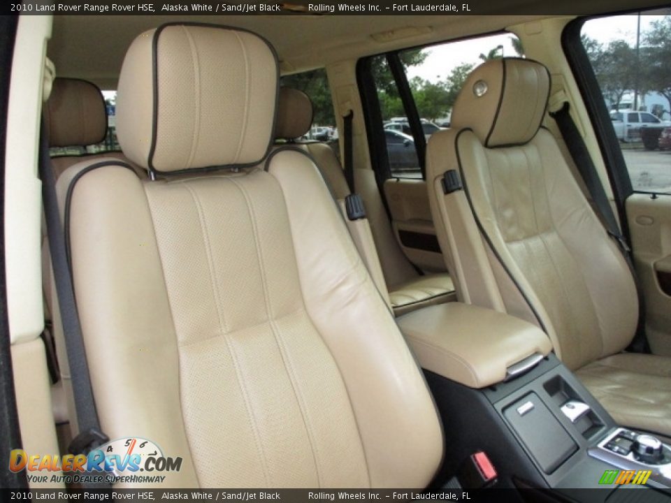 2010 Land Rover Range Rover HSE Alaska White / Sand/Jet Black Photo #24