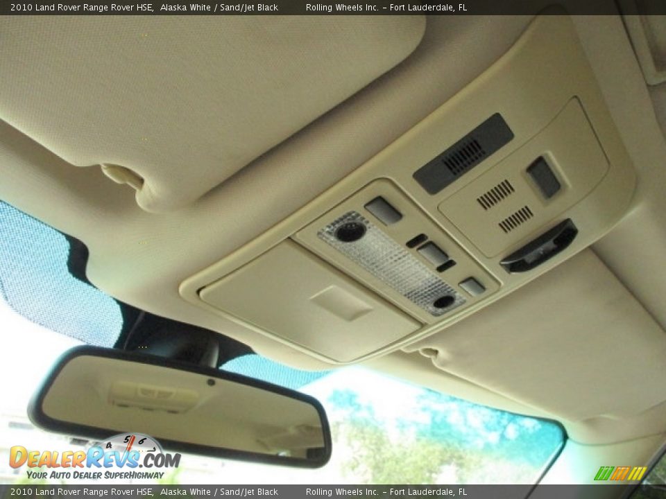 2010 Land Rover Range Rover HSE Alaska White / Sand/Jet Black Photo #34