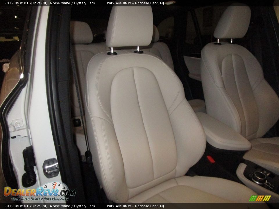 2019 BMW X1 xDrive28i Alpine White / Oyster/Black Photo #15