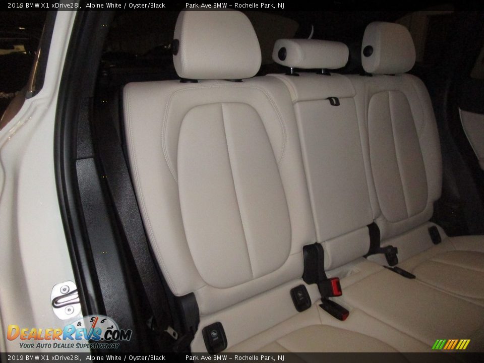 2019 BMW X1 xDrive28i Alpine White / Oyster/Black Photo #18