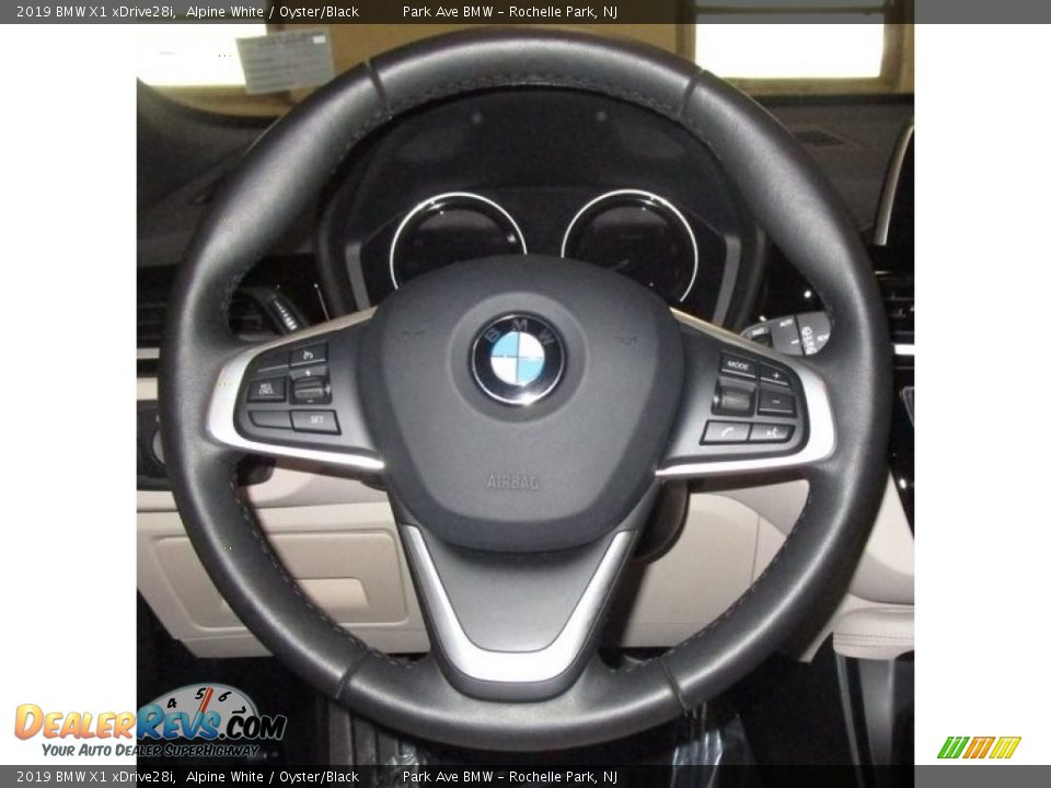 2019 BMW X1 xDrive28i Alpine White / Oyster/Black Photo #24