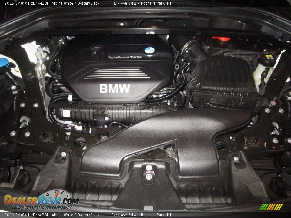 2019 BMW X1 xDrive28i Alpine White / Oyster/Black Photo #31