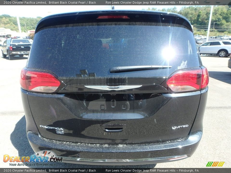 2020 Chrysler Pacifica Limited Brilliant Black Crystal Pearl / Black Photo #4