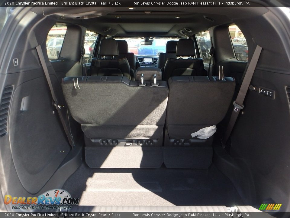 2020 Chrysler Pacifica Limited Brilliant Black Crystal Pearl / Black Photo #5