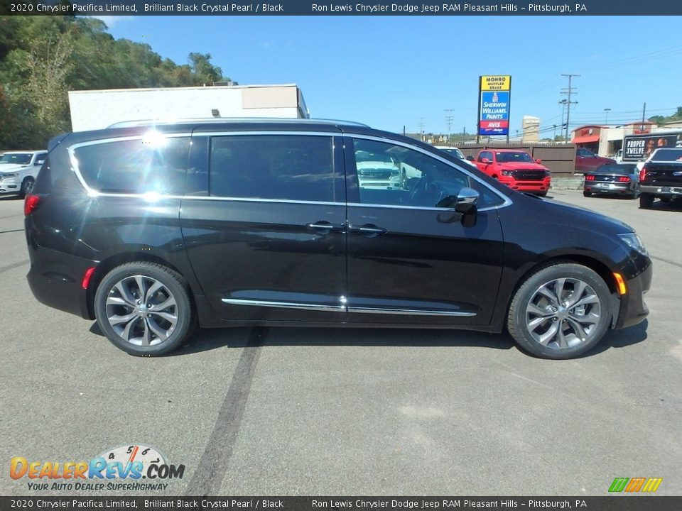 2020 Chrysler Pacifica Limited Brilliant Black Crystal Pearl / Black Photo #7