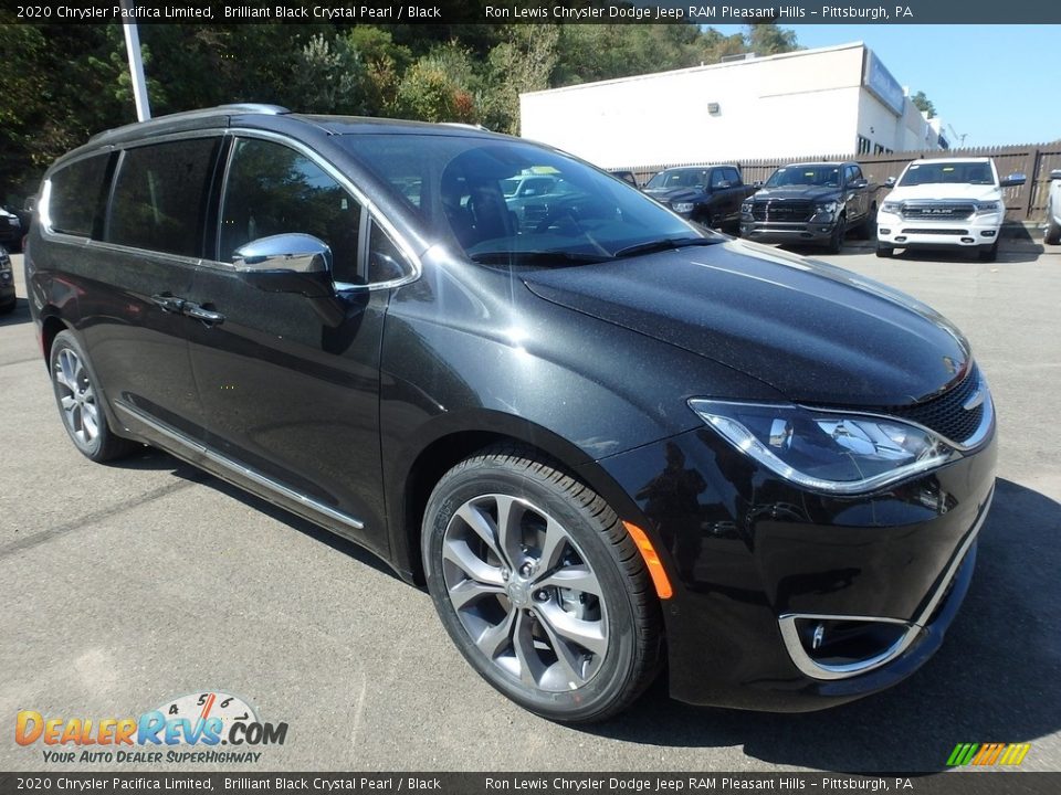 2020 Chrysler Pacifica Limited Brilliant Black Crystal Pearl / Black Photo #8