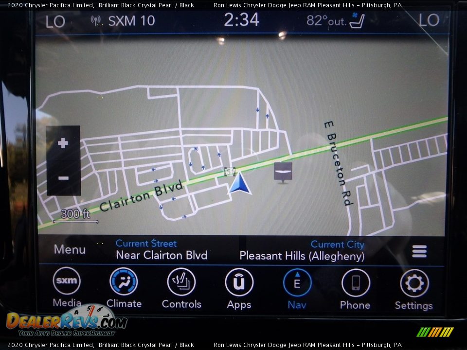 2020 Chrysler Pacifica Limited Brilliant Black Crystal Pearl / Black Photo #17