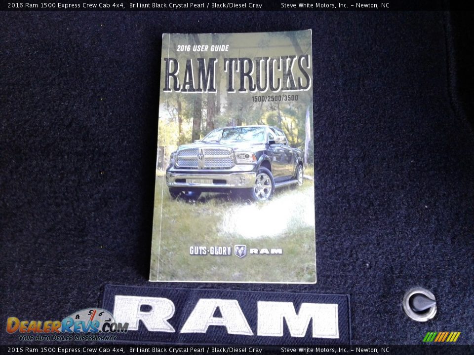 2016 Ram 1500 Express Crew Cab 4x4 Brilliant Black Crystal Pearl / Black/Diesel Gray Photo #29