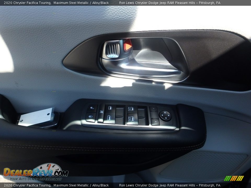 2020 Chrysler Pacifica Touring Maximum Steel Metallic / Alloy/Black Photo #14