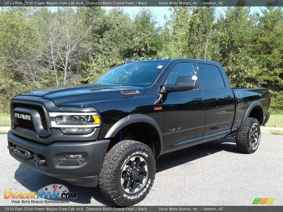 Front 3/4 View of 2019 Ram 2500 Power Wagon Crew Cab 4x4 Photo #2