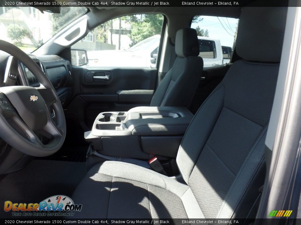 2020 Chevrolet Silverado 1500 Custom Double Cab 4x4 Shadow Gray Metallic / Jet Black Photo #18