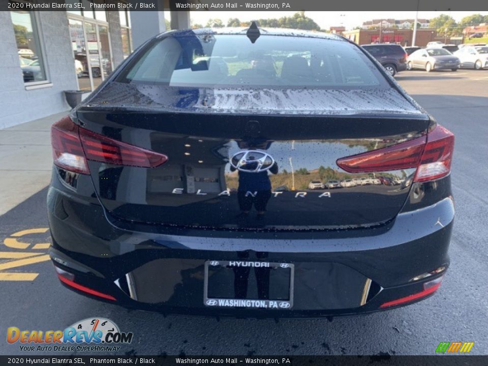 2020 Hyundai Elantra SEL Phantom Black / Black Photo #5