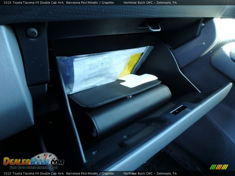 2015 Toyota Tacoma V6 Double Cab 4x4 Barcelona Red Metallic / Graphite Photo #29