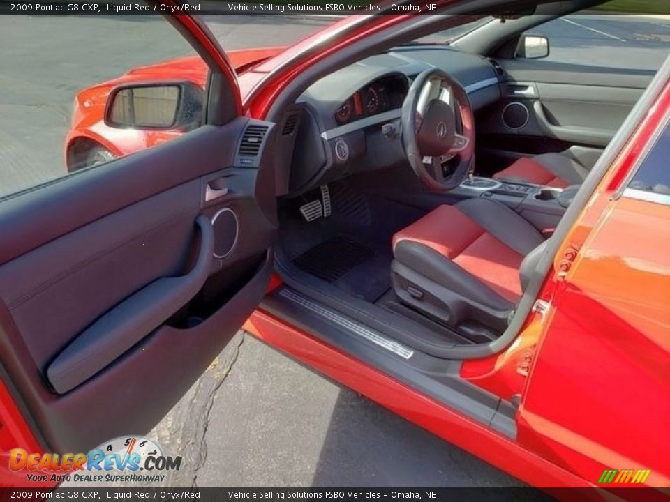 2009 Pontiac G8 GXP Liquid Red / Onyx/Red Photo #11