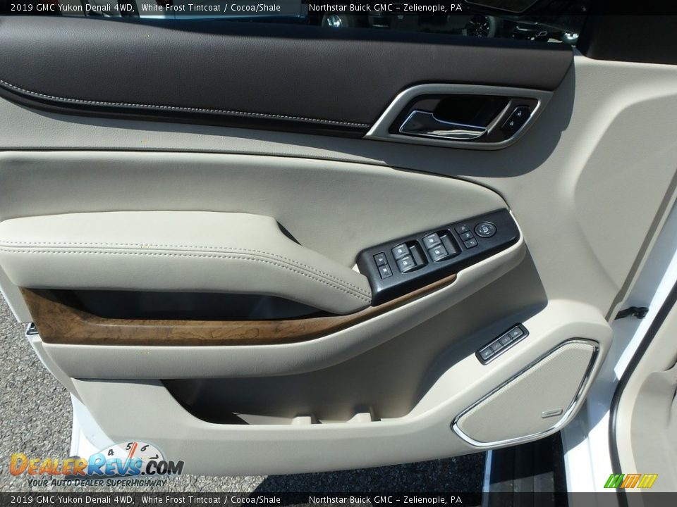 2019 GMC Yukon Denali 4WD White Frost Tintcoat / Cocoa/Shale Photo #15