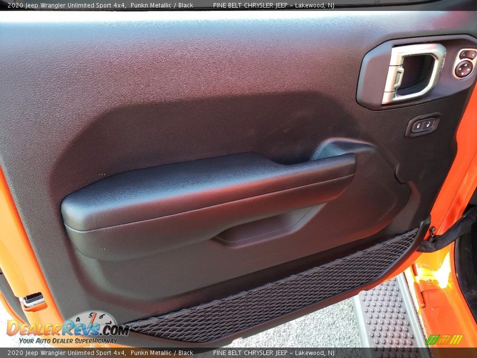 Door Panel of 2020 Jeep Wrangler Unlimited Sport 4x4 Photo #7