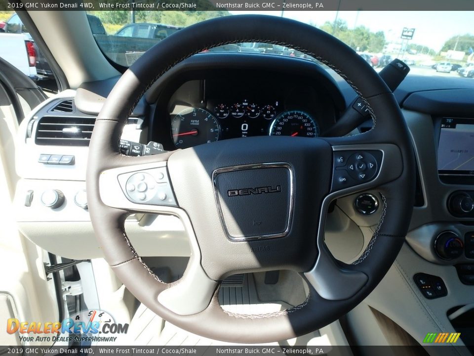 2019 GMC Yukon Denali 4WD White Frost Tintcoat / Cocoa/Shale Photo #17