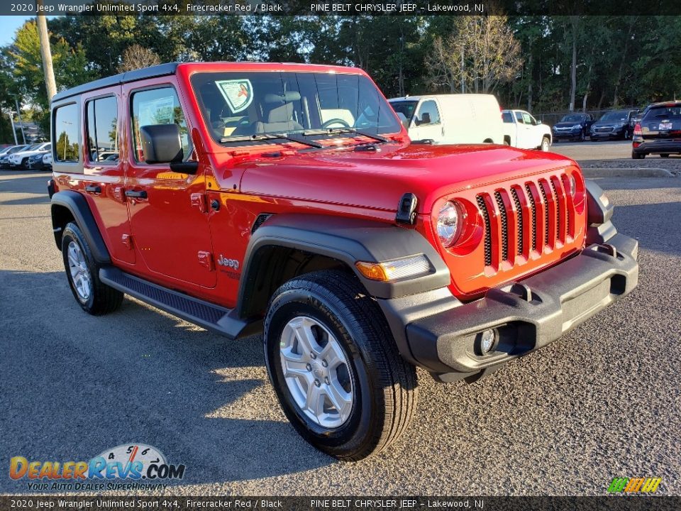 Front 3/4 View of 2020 Jeep Wrangler Unlimited Sport 4x4 Photo #1