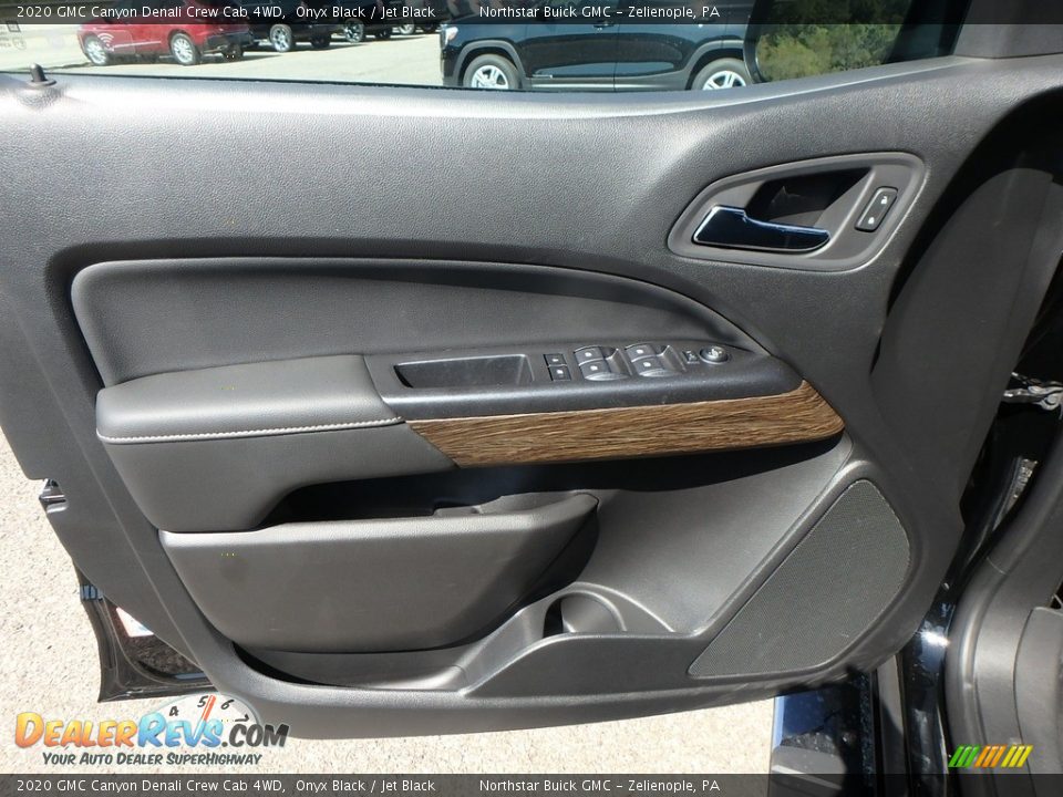 Door Panel of 2020 GMC Canyon Denali Crew Cab 4WD Photo #14