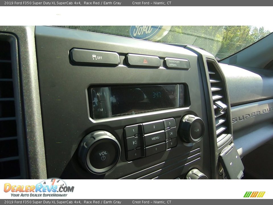 Controls of 2019 Ford F350 Super Duty XL SuperCab 4x4 Photo #13