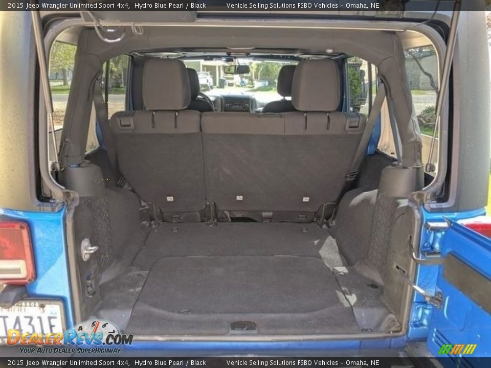 2015 Jeep Wrangler Unlimited Sport 4x4 Hydro Blue Pearl / Black Photo #4