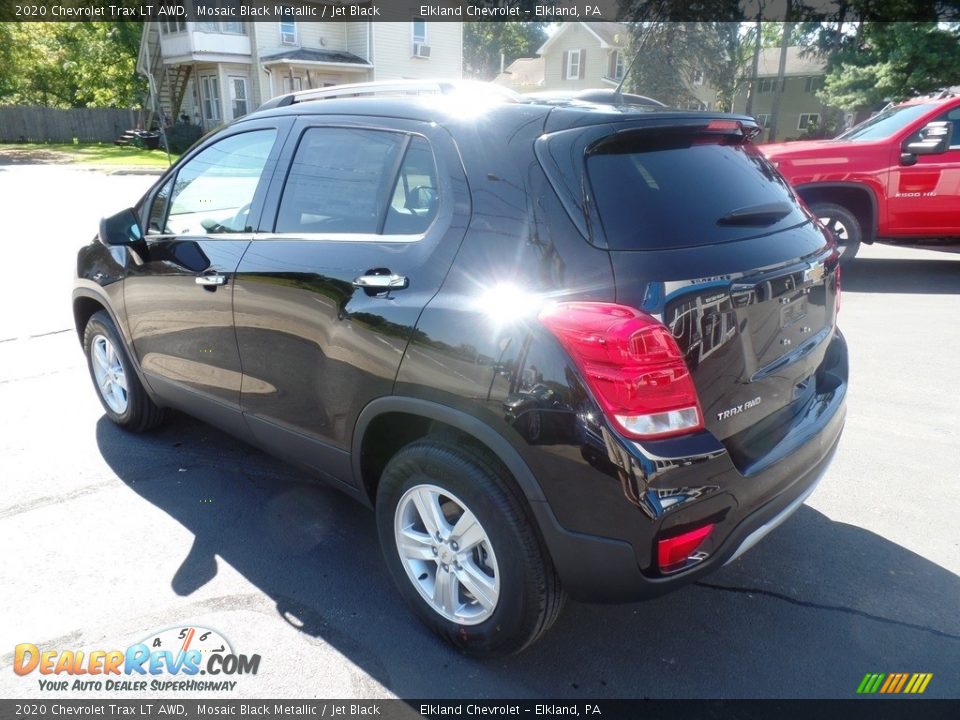 2020 Chevrolet Trax LT AWD Mosaic Black Metallic / Jet Black Photo #8